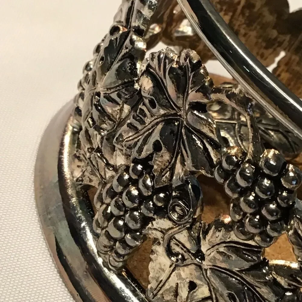Godinger Silverplate Grape Vine Design Wine Bottle Coaster Holder With Cork Stop